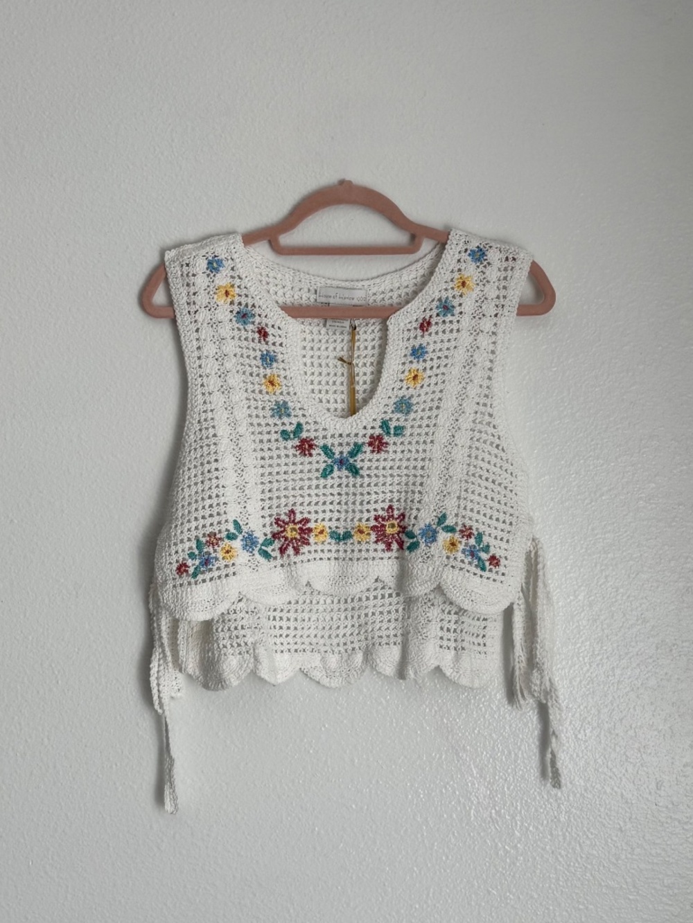 House of Harlow 1960 Floral Crochet Vest